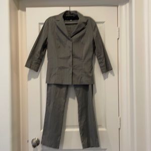 Jenne Maag Couture 2 piece Suit. Jacket and Pants . Size S
